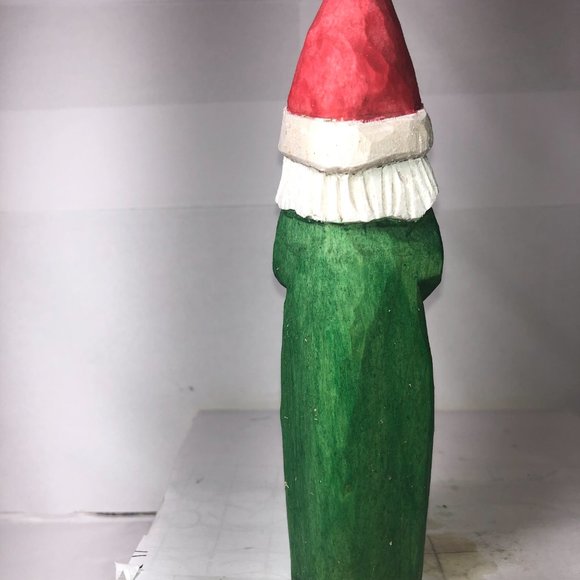 Hand Carved Old World Santa - Picture 5 of 6